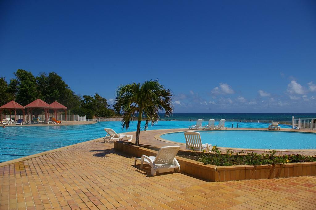 Lelagon Vue Mer, Pieds Dans L'Eau Saint-Francois  Exterior foto